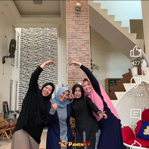 Sederhana Dalam Gang, 5 Potret Rumah Maxime Bouttier Penuh Kenangan - Ruang Makan Jadi Sorotan