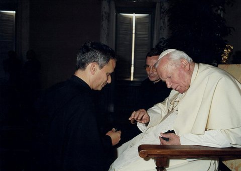 FOTO: Perjalanan Spiritual Paus Leo XIV, dari Chicago ke Tahta Suci