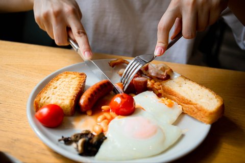 Kesalahan Pola Makan yang Justru Menghambat Pembentukan Otot