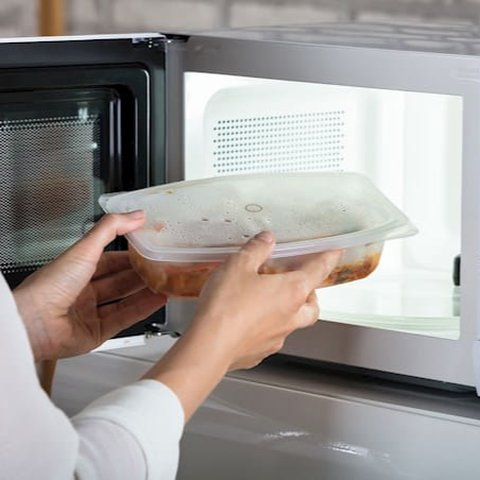 ilustrasi wadah microwave-safe