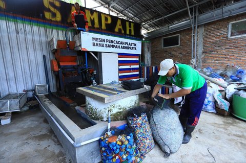 Pertamina Perkuat Program Bank Sampah Berbasis Masyarakat di Cilacap
