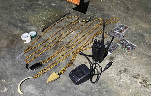 Barang bukti yang disita dari anggota KKB