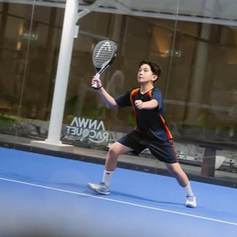 Potret Ganteng Rafathar Main Padel, Gaya Sporty Anak Sultan Bikin Terpana - Didukung Penuh Raffi Ahmad