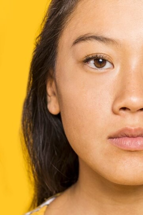 ILustrasi Wajah Flek Hitam