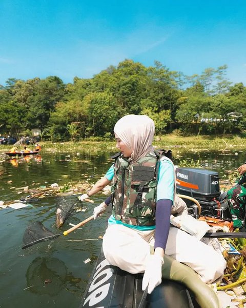Outfit Ibu Pejabat Syahnaz Sadiqah