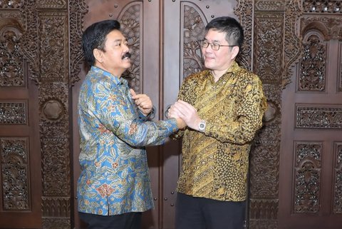 Eks Panglima TNI Kedatangan Sahabatnya Mantan Panglima Pertahanan Singapura