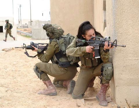 tentara perempuan israel