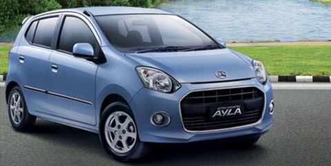 Ayla dari Daihatsu.