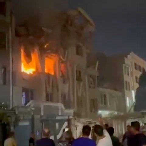 israel serang iran