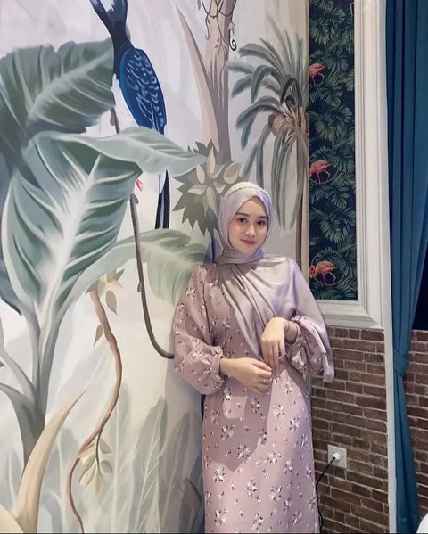 Inspirasi Gamis Ala Khansa Mariska