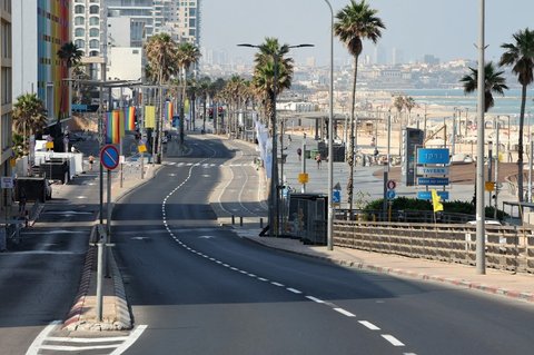 FOTO: Situasi Ibu Kota Israel Ditinggal Warganya Sembunyi saat Iran Kirim Serangan Balasan