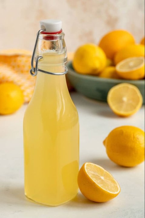 Ilustrasi Air Perasan Lemon