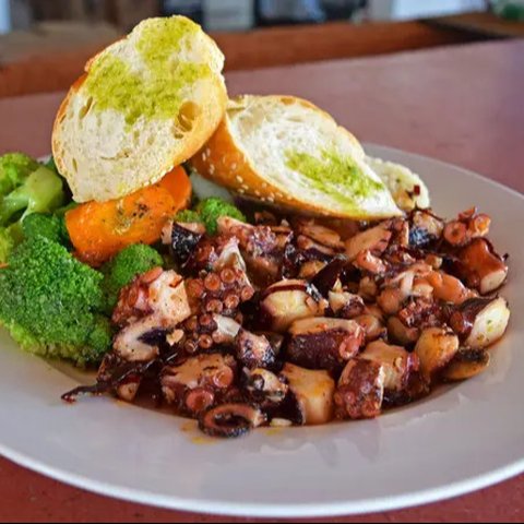 Cumi Asin Kecombrang. (dok. resepyummy.com/Novi Thedora)