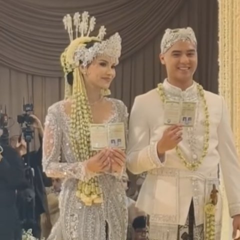 Cantik Maksimal! 5 Potret Alyssa Daguise Saat Akad Nikah Bikin Pangling - Aura Pengantin Terpancar