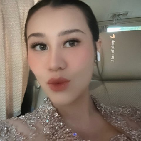 Baru Melahirkan, Potret Aaliyah Massaid Tampil Stunning Jadi Bridesmaid di Akad Nikah Alyssa Daguise & Al Ghazali