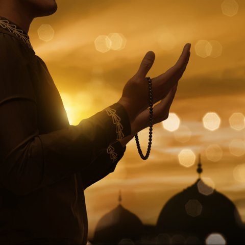 Ilustrasi berdoa (sumber: iStock)