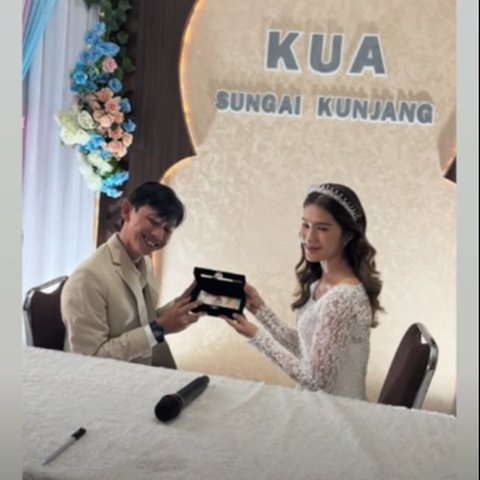 Komika Yono Bakrie Resmi Menikah