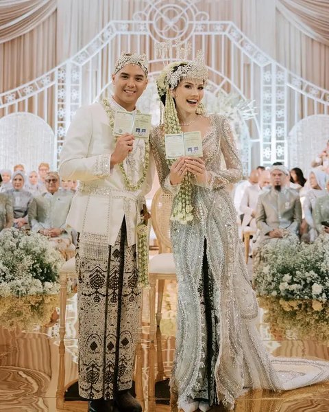 Potret Detail Dekorasi Akad Nikah Al Ghazali dan Alyssa Daguise