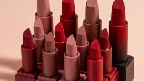 Ilustrasi Macam-Macam Warna Lipstick. (foto: Pinterest).