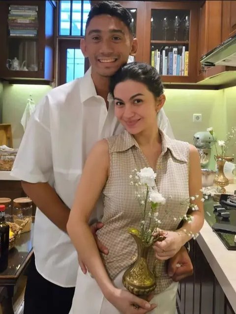 Intip Potret Dapur Rumah Baru Ariel Tatum yang Estetik Penuh Bunga, Setiap Sudut Cantik Seperti Sang Pemilik