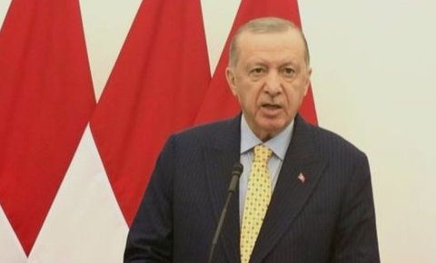 Presiden Turki Erdogan meminta dukungan Presiden AS Trump untuk mengakhiri krisis kemanusiaan di Jalur Gaza yang tengah dilanda konflik dan kekurangan bantuan.