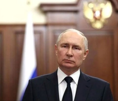 Presiden Rusia Vladimir Putin menyampaikan terima kasih kepada tentara Korea Utara yang membantu pasukan Rusia mengalahkan pasukan Ukraina di wilayah Kursk,  menunjukkan semakin eratnya aliansi militer kedua negara.