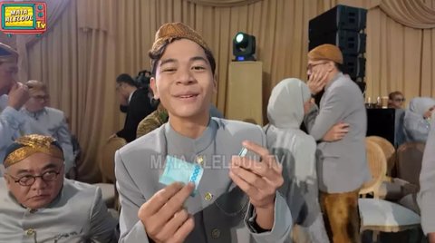 Intip Penampakan Isi Saweran Maia Estianty dan Irwan Mussry di Pernikahan Al Ghazali, Dollar Bikin Semringah