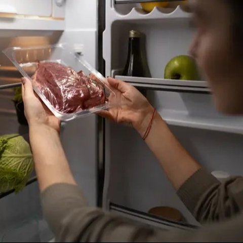 ilustrasi potongan daging kurban/copyright freepik.com/freepik