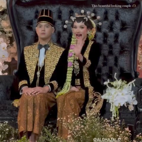 5 Potret Ngunduh Mantu Al Ghazali dan Alyssa Daguise, Megah dengan Tema Kerajaan Jawa - Dihadiri Banyak Artis