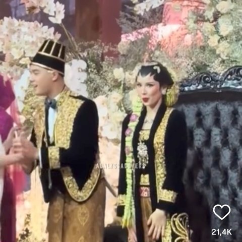 Tingkah Random Alyssa Daguise Joget di Pelaminan Al Ghazali, Ekspresi Bahagia Jadi Sorotan