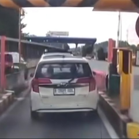 Viral Sopir Calya Terobos Dua Palang Tol dalam Satu Hari