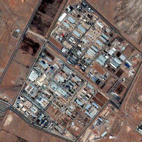 Tiga lokasi nuklir di Iran, yakni  Fordow, Natanz, dan Isfahan,