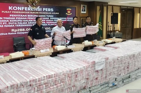 Penampakan Tumpukan Uang Rp288 Miliar yang Kembali Disita Kejagung dalam Kasus TPPU Duta Palma