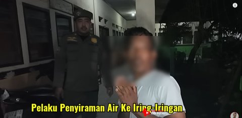 Detik-detik Dedi Mulyadi Disiram Air, Pelaku Bawa Jimat Dibungkus Kain Putih