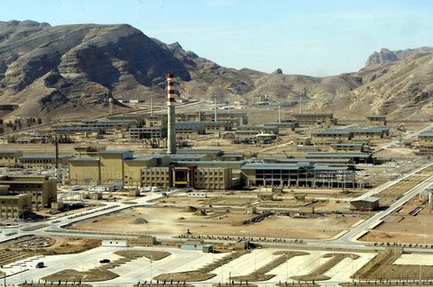 Tiga lokasi nuklir di Iran, yakni  Fordow, Natanz, dan Isfahan,