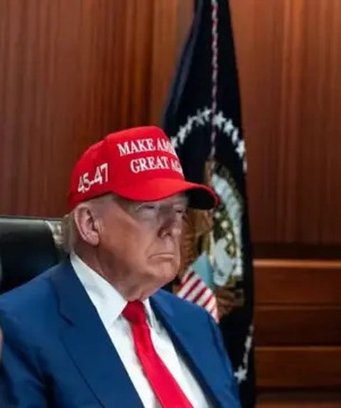 Gedung Putih merilis serangkaian foto yang memperlihatkan momen Presiden Donald Trump menyaksikan langsung jalannya serangan udara Amerika Serikat terhadap fasilitas nuklir Iran (Dok. Gedu