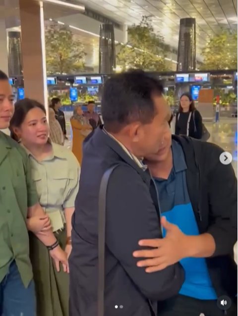 Isak Tangis Keluarga Merelakan Eks Kasau Pindah ke Maroko demi Tugas Negara