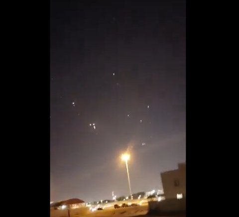 Iran Ngamuk, Pangkalan Militer AS di Qatar & Irak Dibombardir