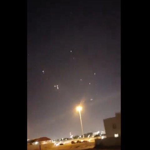 Iran Ngamuk, Pangkalan Militer AS di Qatar & Irak Dibombardir