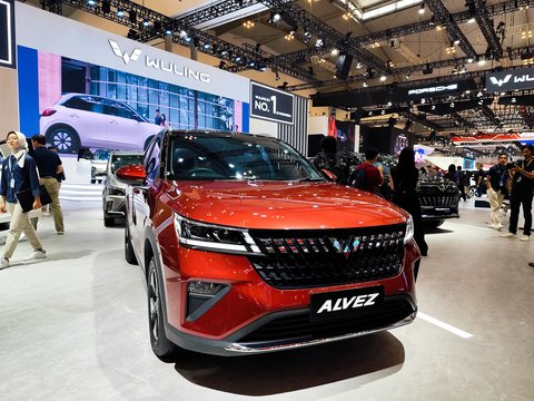 Wuling Alvez diperkenalkan di GIIAS 2024.