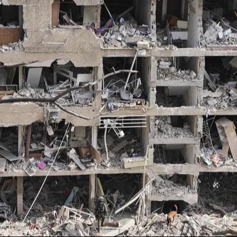 Sementara, Otoritas kesehatan Jalur Gaza menyatakan, hampir 11 bulan perang Israel dan milisi Hamas berkecamuk, sedikitnya ada 41.084 warga Palestina meninggal dunia dan 95.029 lainnya men
