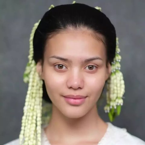 MUA Ini Recreate Makeup Akad Alyssa Daguise yang Super Cantik, Hasilnya Biking Melongo Mirip Banget!