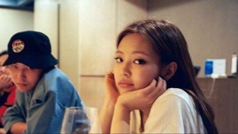 G-dragon dan Jennie