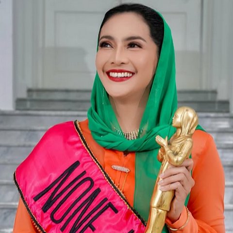 Potret Cantik Maudy Koesnaedi Recreate Penampilan Jadi None Jakarta 1993, Dipuji Terawet Muda Sepanjang Masa