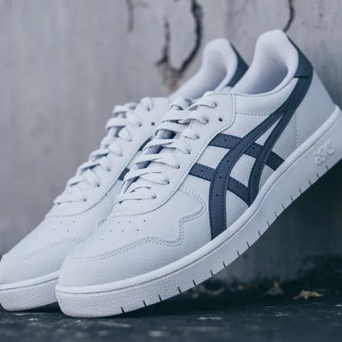 Rahasia Mencuci Sepatu Putih, Cara Ampuh Agar Selalu Bersih dan Menawan!