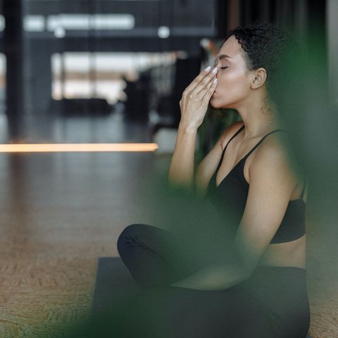 Lakukan tiga teknik pernapasan untuk menghilangkan stres