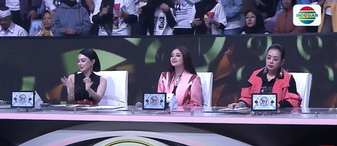 Momen Peserta Dangdut Academy 7 Robi Asal Jakarta Lolos di Final Audition, Langsung Dapat 3 Standing Ovation dari Juri