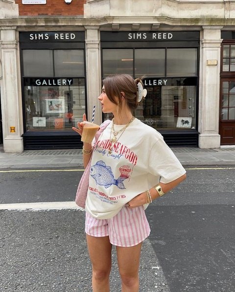Kaos Bergambar