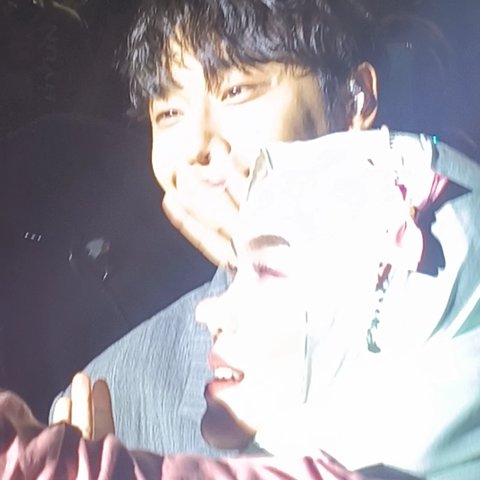 5 Potret Seru Fanmeeting Lee Do Hyun di Jakarta, Main Badminton Hingga Blusukan Beri Boneka Untuk Satu Penggemar