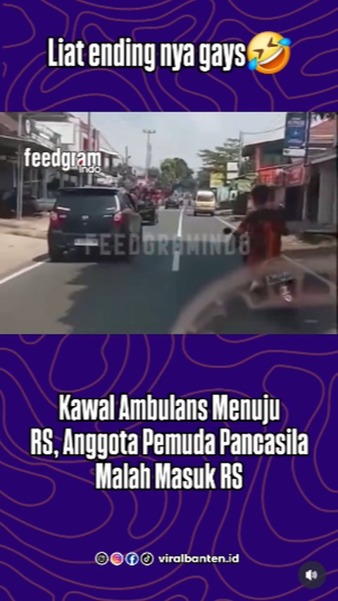 Niat Baik Bantu Buka Jalan Untuk Ambulans, Pria Pakai Baju Ormas Malah Tumbang Ikut Masuk ke IGD Rumah Sakit